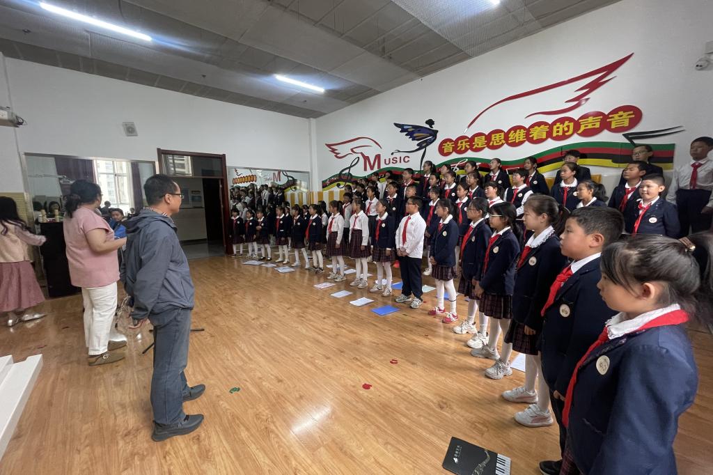 甘肃省学校美育发展研究中心（兰州城市学院）赴兰州新区实验小学开展艺术展演指导 ——精准对接需求·赋能基础教育美育提质