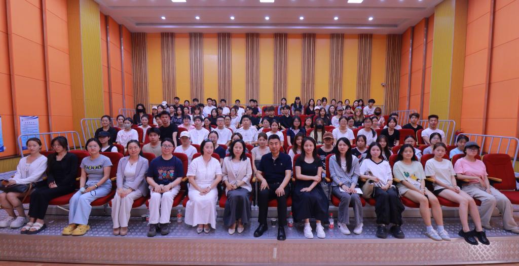 厚植文化自信·深化美育实践——学校举办艾黎美育浸润活动暨艺术人生与敦煌乐舞专题讲座