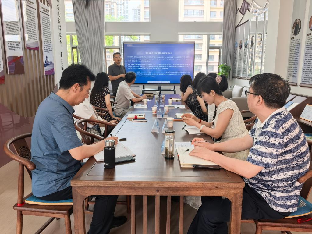 人文社科高等研究院举办“从术语规范到文明互鉴：敦煌文化关键概念外译与国际传播路径研究”学术沙龙